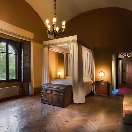 Villa Castello Il Borgia In - Italy